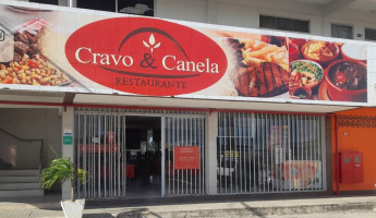 Cravo Canela outside