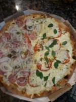 Primos Pizzaria food