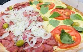 Pizzaria Peperone food