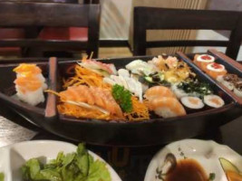 Hikô Sushi food