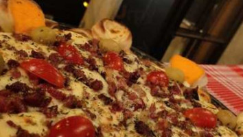 Don Petrus Pizzaria food