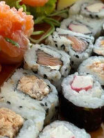 Sushi Itaquá food