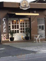 Canoa Cafe Expresso outside
