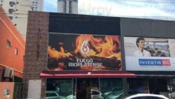 Fuego Rio Platense outside