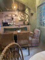 Jardim Secreto Cafe inside