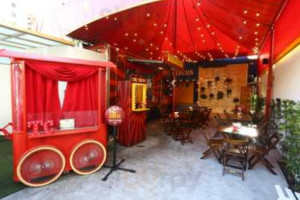 The Circus E Kitchen inside