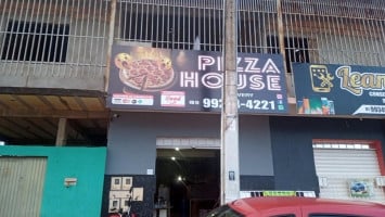 House Pizzaria Hambúrgueria. food