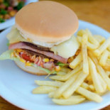 Pitbull Lanches Comida