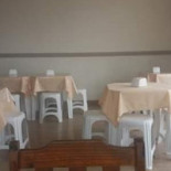 Edy Lanches Inside