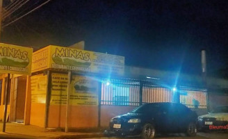 Minas E Churrascaria outside