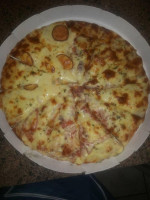Pizzaria E Lancheria La Scarola food
