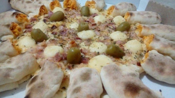 Pizzaria E Esfiharia Gaino food