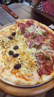 Nillu's Pizzas E Massas inside