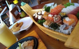 Naoto Sushi food