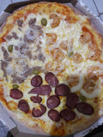 Pizzaria E Macarones food