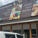 Mano's Exterior