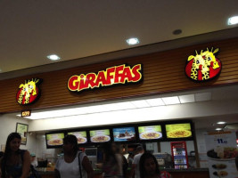 Giraffas food