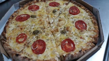 Graça Esfiharia E Pizzaria food