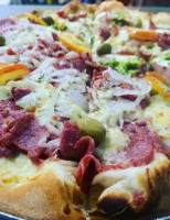 Pizzaria Dinapoli food