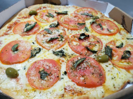 Requinte Pizzaria e Esfiharia food