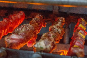 E Churrascaria Variani food