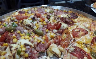 Pizzaria Modelo food