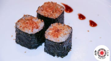 Sushi Isao food