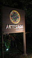 Artesano Pizza inside