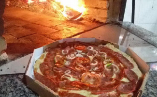 Pizzaria Forno A Lenha food