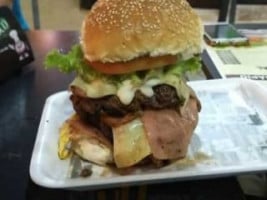 Habug's Pizzas Burguer Beer food