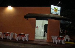 House Burger Lanches food