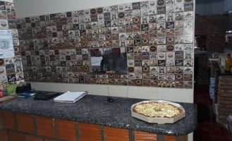 Pizzaria Italiana food