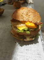 Barcas Burger food