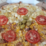 Pizzaria Bom Sabor food