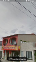 Flamboyants outside