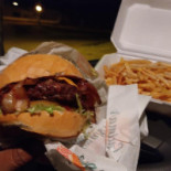 Guima's Burger Nourriture