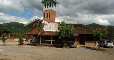 Kiosque E Pizzaria Do Fabio outside