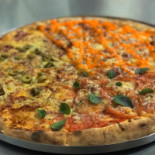 Pizzaria Davônia Comida