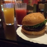 Toro Rosso Meats Nourriture