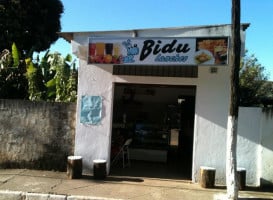 Bidu Lanches outside