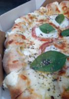 Di Casa Pizzas food