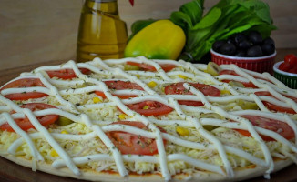 Di Casa Pizzas food