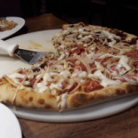 Shola's Chopperia E Pizzaria Comida