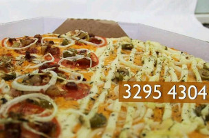 Tarantella Pizzas E Massas food