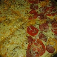 Tarantella Pizzas E Massas food