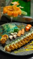 Deai Sushi Lounge food