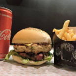 Mount Burger Nourriture