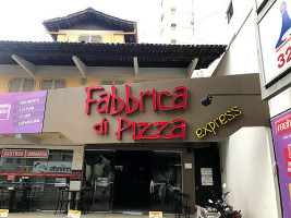 Fabbrica Di Pizza Express Oeste outside