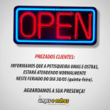 Umas E Ostras Logo