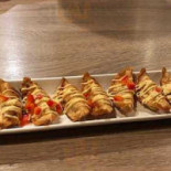 Lanches Saltenha Nourriture